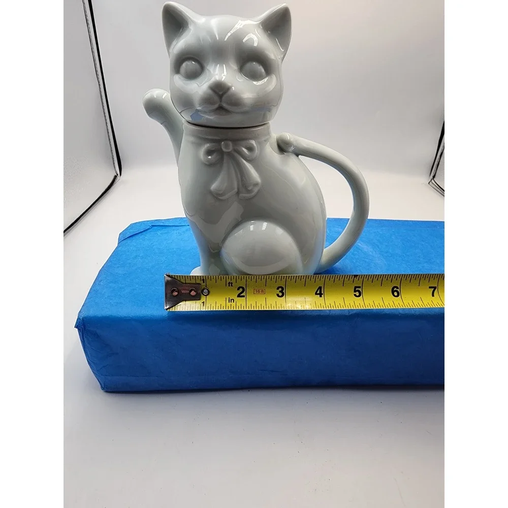 Takahashi San Francisco Cat Teapot Fine Porcelain Hand Finished Japan Grey 6.5in